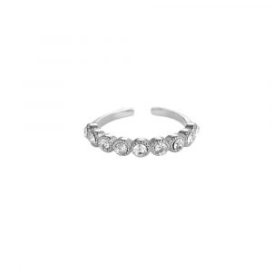 9 Round Diamonds Ring