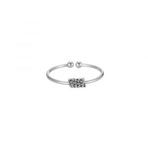 5 Twist Knots Ring