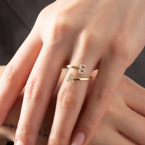 2er Letter Diamond Ring